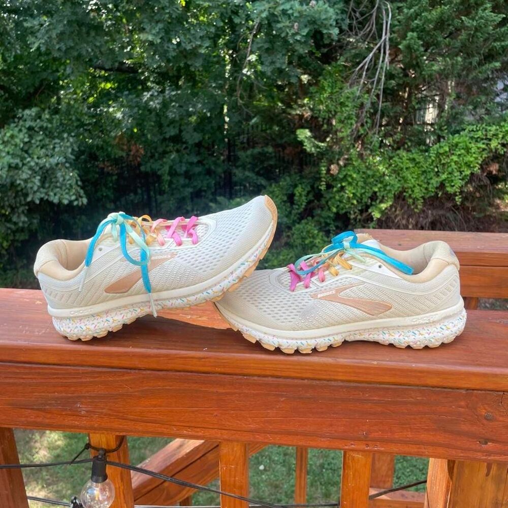 Brooks Women's 8.5 Ghost 12 Vanilla Ice cream w/ sprinkles inspired shoes - Picture 1 of 8